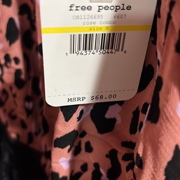 FREE People Medium Bare It All Bodysuit in Rose Pink Cheetah Animal Print NWT - Picture 4 of 5